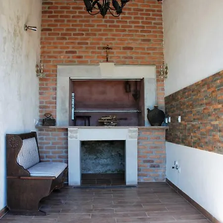 Luigi Apartman *
